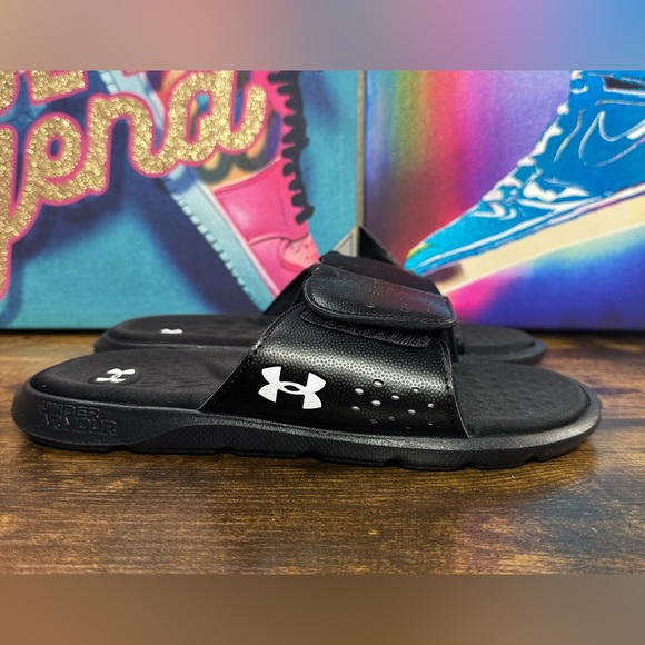 Under Armour Women's Ignite 7 Slides Sandal Flip Flop size 8 black - Picture 3 of 11